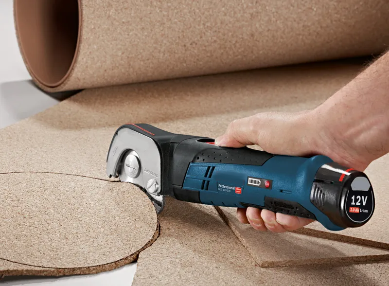 12V Cordless Universal Shears – Cuts up to 300 m per Charge